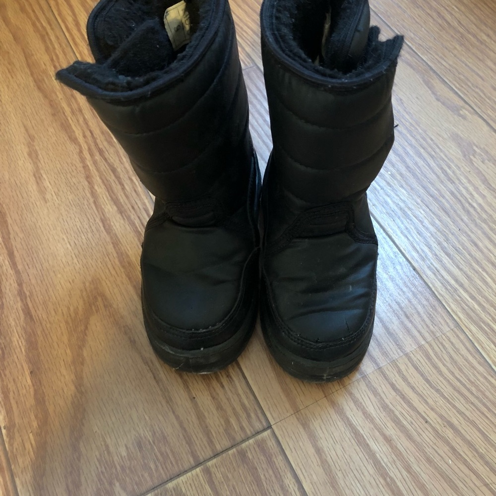 Snow Boots